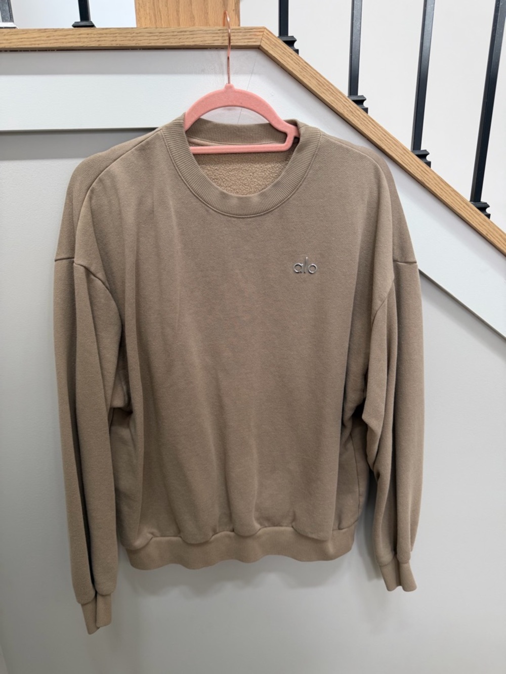 ALO Yoga Women’s Crewneck Sweatshirt in Taupe